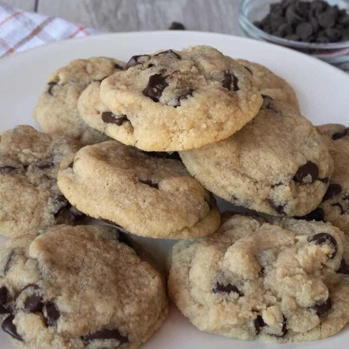 Keto Chocolate Chip Cookies-image
