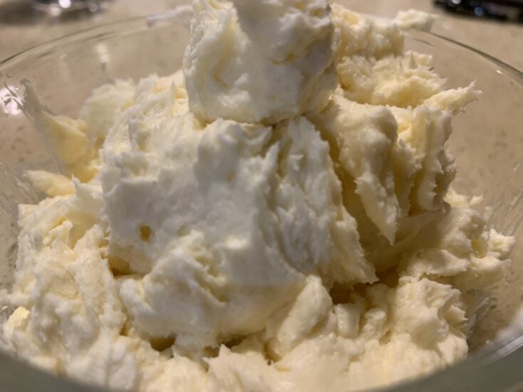 Keto Cream Cheese frosting like NONE other!