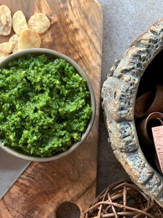 Garlic Lover’s Pesto Spread