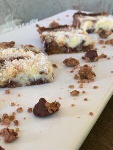 Ooey Gooey Chocolate Chip Bars