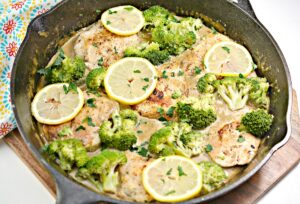 Keto Chicken Alfredo in a pan.