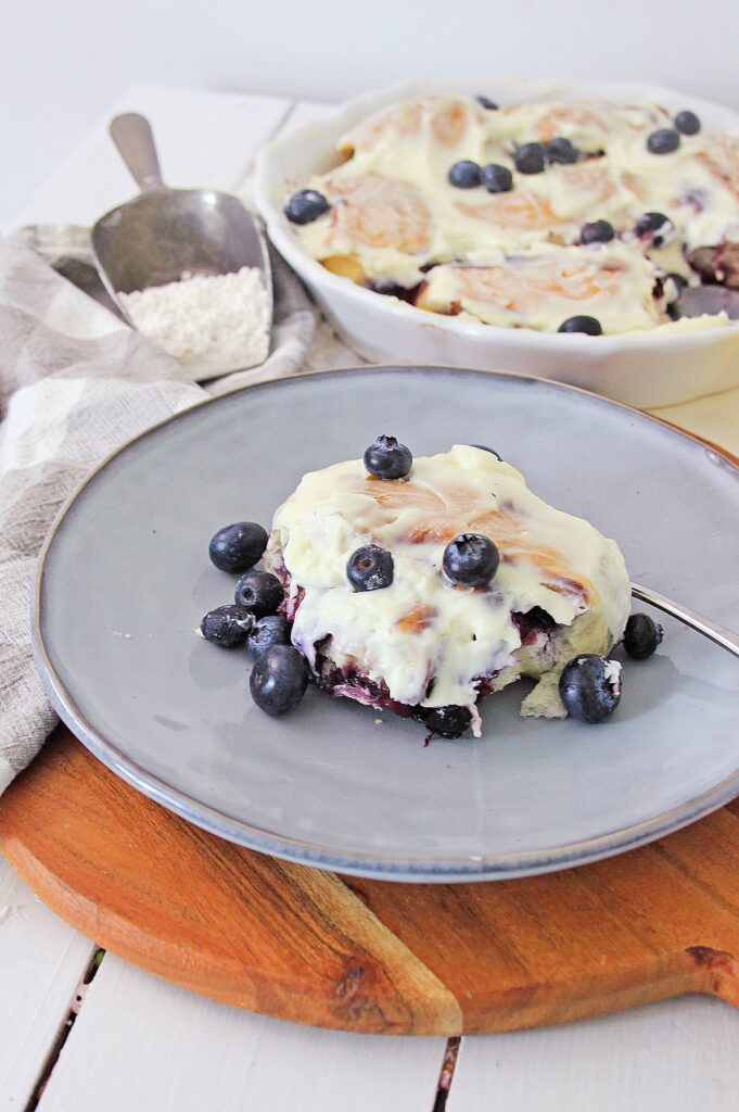 Gluten Free Cinnamon Rolls with Blueberries
