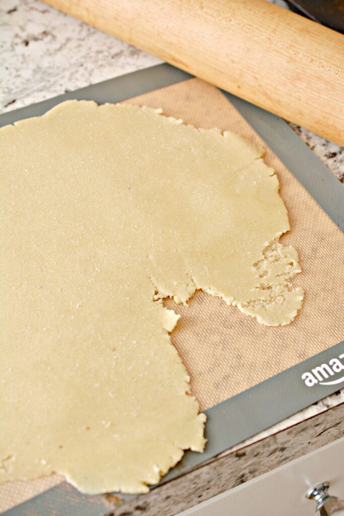 How to Make Keto Cut Out Christmas Cookies