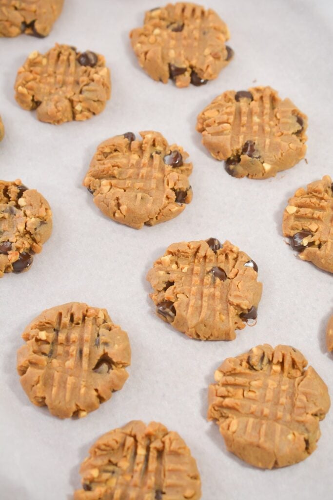 How to Make Gluten Free Peanut Butter Cookies
